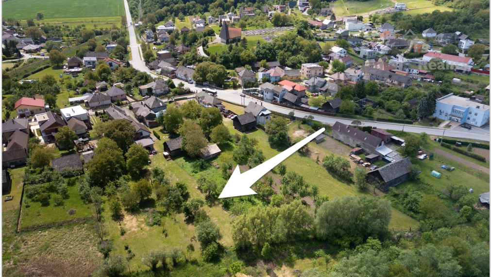 Nádherný STAVEBNÝ pozemok v centre obce Drienovská Nová Ves