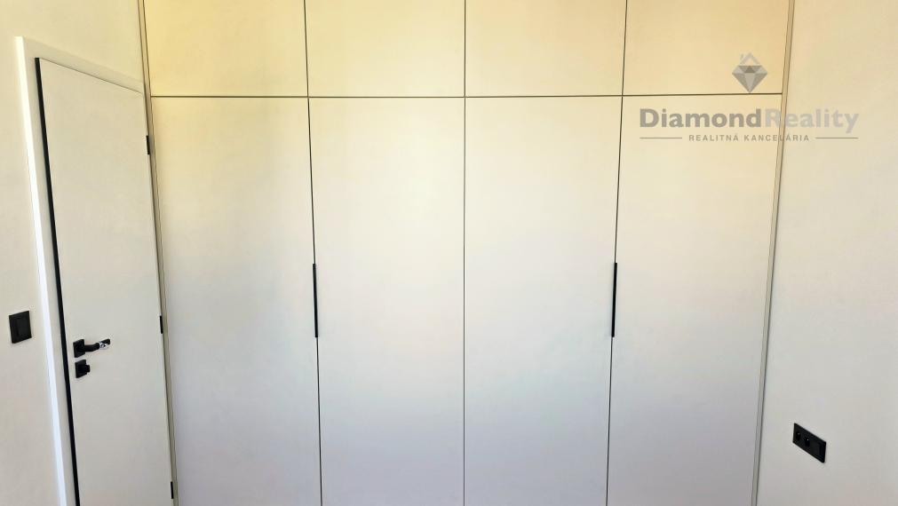 PREDANÝ - Na predaj pekný 2 izbový byt na ulici Krivá, Košice - Juh