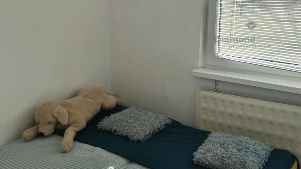 Na prenájom zariadený 2 izbový byt, Beethovenova, Trnava.