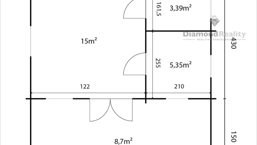 Zrub  s pozemkom v Slovinkách,  lesy, v zime sneh