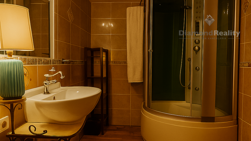 Na predaj 2,5 izbový byt v centre Nitry