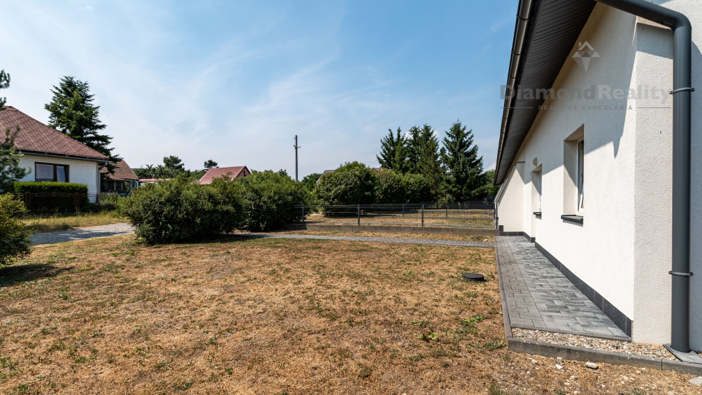 NA PREDAJ JEDNOPODLAŽNÝ 3 IZBOVÝ RODINNÝ DOM SO ZÁHRADOU | KOŠICE -KRÁSNA | NOVOSTAVBA