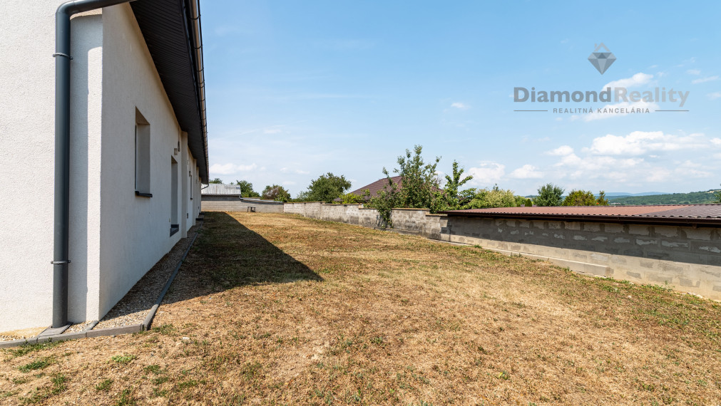 NA PREDAJ JEDNOPODLAŽNÝ 3 IZBOVÝ RODINNÝ DOM SO ZÁHRADOU | KOŠICE -KRÁSNA | NOVOSTAVBA