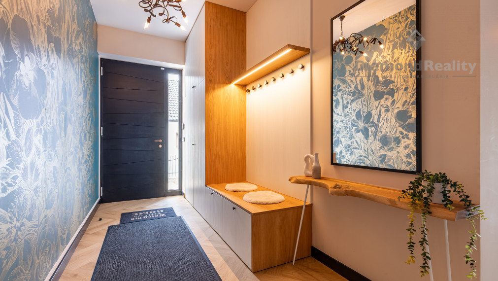 NA PREDAJ  5 IZBOVÝ RODINNÝ DOM VO VYSOKOM ŠTANDARDE