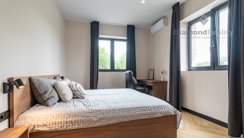 NA PREDAJ  5 IZBOVÝ RODINNÝ DOM VO VYSOKOM ŠTANDARDE