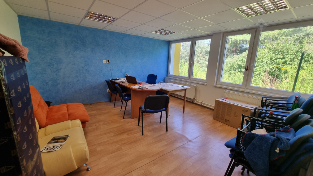 Administratívna budova, pozemok, Magnezitárska ulica