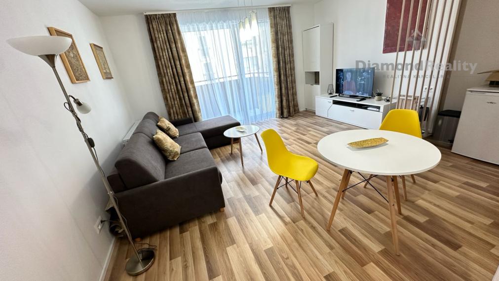 Na prenájom nový 1 izbový byt, balkón, Pri parku, Senica.