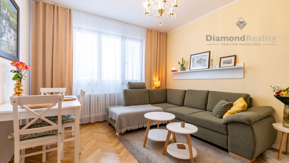 REZERVOVANÝ ZREKONŠTRUOVANÝ 3 IZBOVÝ BYT S LODŽIOU