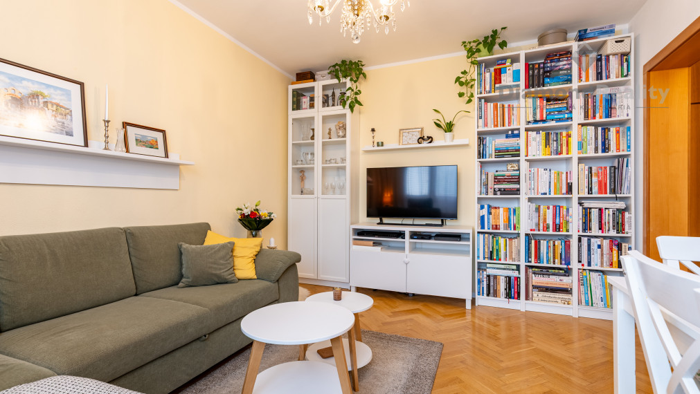 REZERVOVANÝ ZREKONŠTRUOVANÝ 3 IZBOVÝ BYT S LODŽIOU