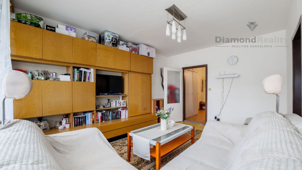 " PREDANÝ " Ponúkame na predaj 2 izbový byt Terasa, Považská ul.