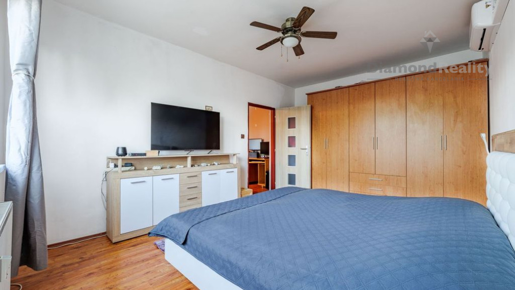 "Predaný" Ponúkam na predaj 2 izbový byt na Terase, ul. Popradská