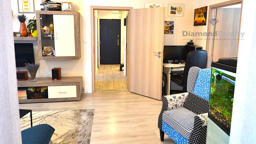 PREDANÝ !!! 4-izbový byt Košice III, rekonštrukcia, klimatizácia, loggia, krásny výhľad