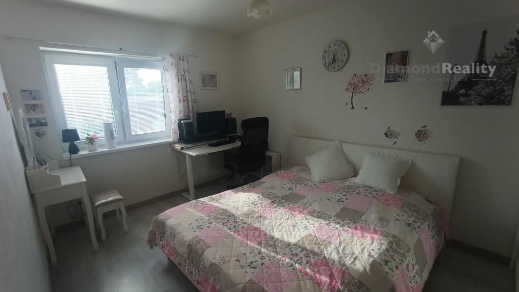 REZERVOVANÉ!Na predaj krásna novostavba v obci Svätoplukovo