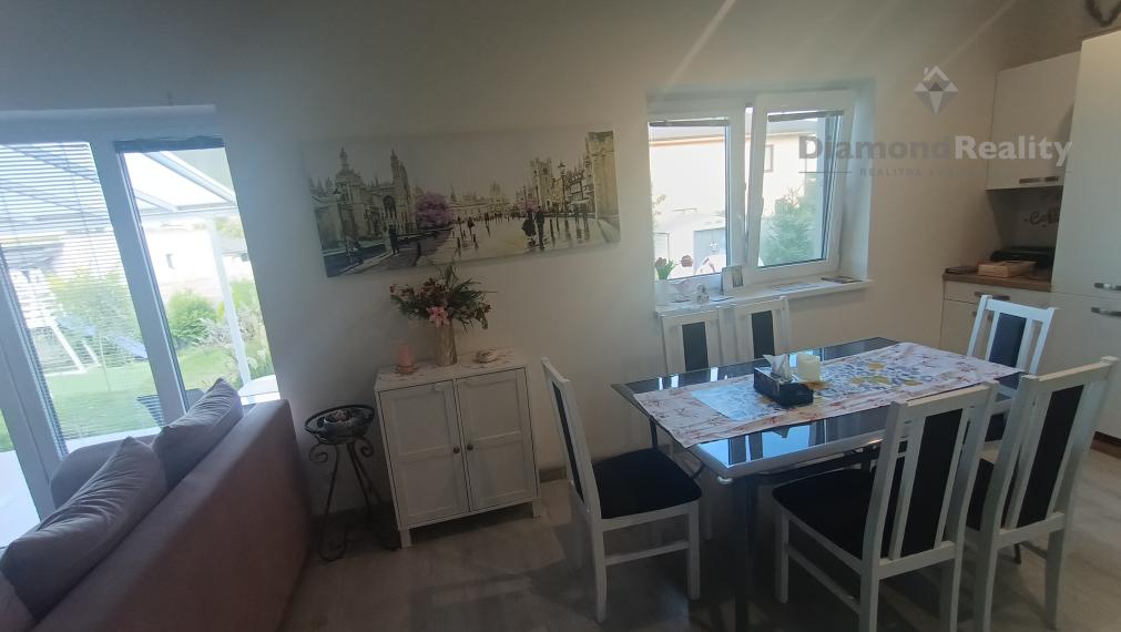 REZERVOVANÉ!Na predaj krásna novostavba v obci Svätoplukovo