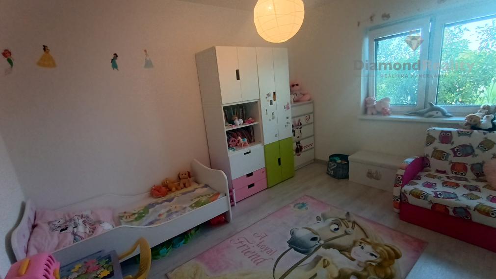 REZERVOVANÉ!Na predaj krásna novostavba v obci Svätoplukovo