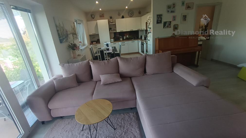 REZERVOVANÉ!Na predaj krásna novostavba v obci Svätoplukovo