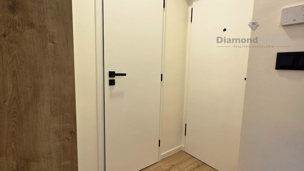 PREDANÉ - predaj pekný 2 izbový byt na ulici Krivá, Košice - Juh