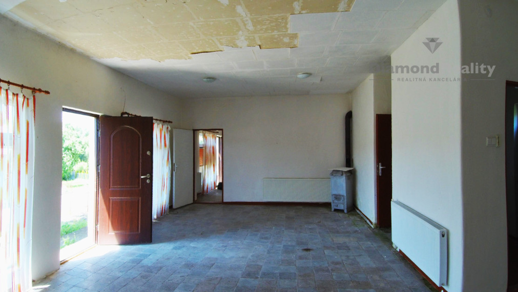 Dom, nehnuteľnosť s 13 ár pozemkom v obci  Beňadíkovce