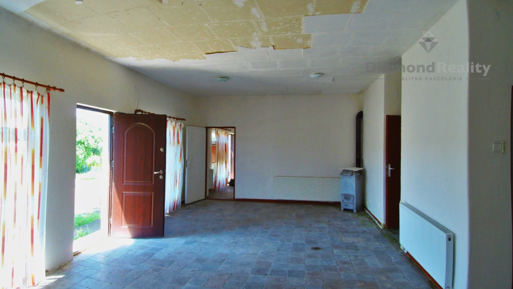 Dom, nehnuteľnosť s 13 ár pozemkom v obci  Beňadíkovce