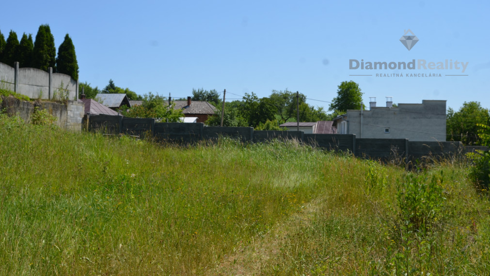 Dom, nehnuteľnosť s 13 ár pozemkom v obci  Beňadíkovce