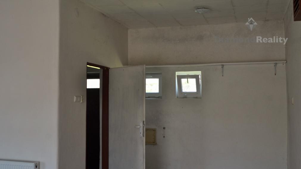 Dom, nehnuteľnosť s 13 ár pozemkom v obci  Beňadíkovce