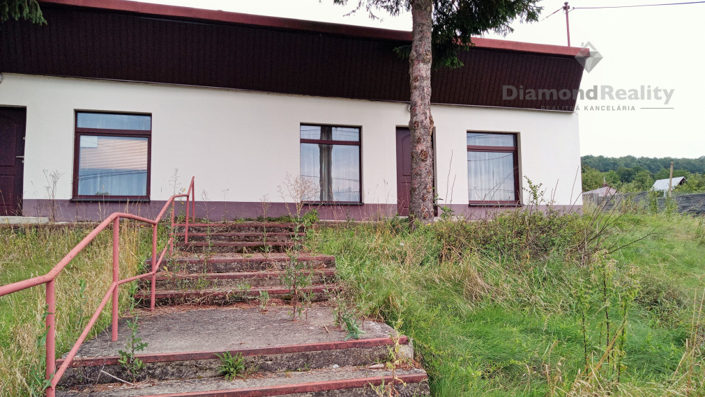 Dom, nehnuteľnosť s 13 ár pozemkom v obci  Beňadíkovce