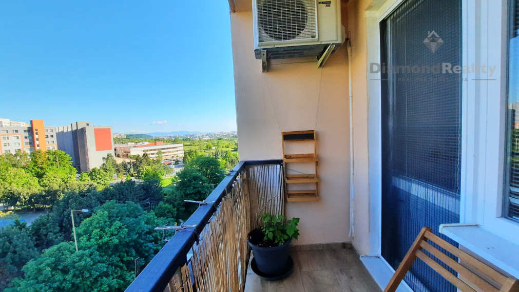 Na predaj 3-izbový byt s loggiou, Bruselská ul., Ťahanovce