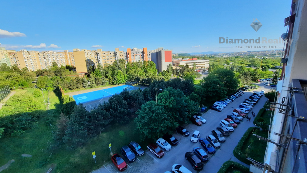 Na predaj 3-izbový byt s loggiou, Bruselská ul., Ťahanovce