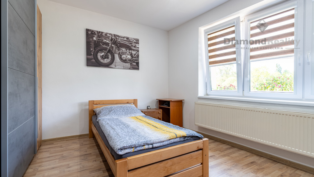 NA PREDAJ ZREKONŠTRUOVANÝ RODINNÝ DOM V NÁDHERNOM PROSTREDÍ | POZEMOK 1916m2 | VYŠNÝ MEDZEV