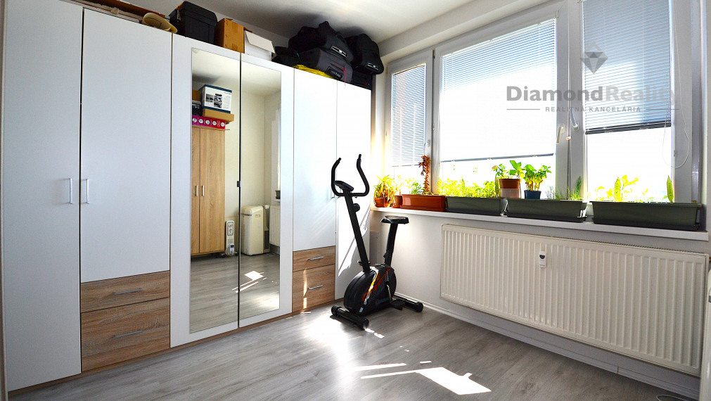 PREDANÝ !!!  4-izb.byt Košice,