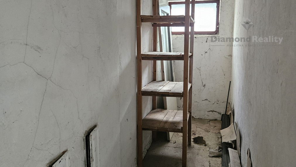 Na predaj 3 izbový slnečný byt v  tichom prostredí