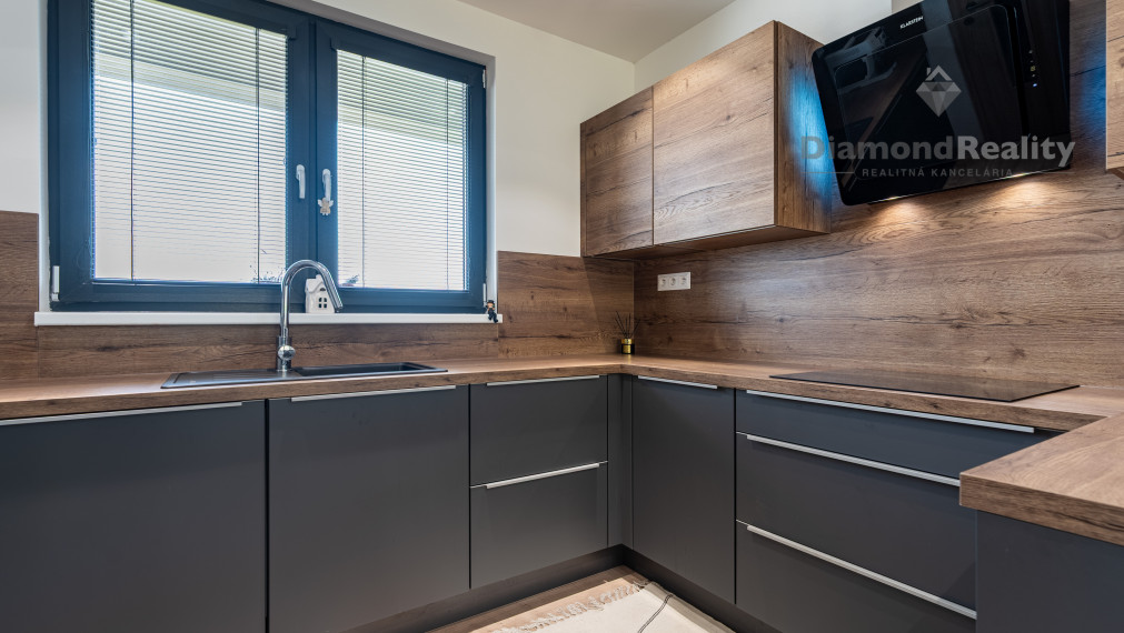 NA PREDAJ NOVOSTAVBA RODINNÉHO DOMU V OBCI GYŇOV