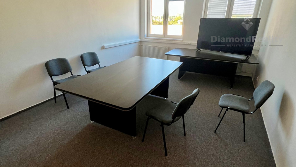 Na prenájom výrobné a skladové priestory v Veľkom Šariši