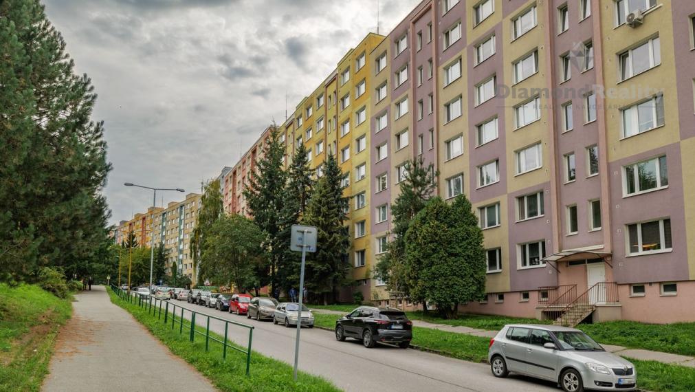 Ponúkam na predaj 3 izbový byt na Sídlisku Dargovských hrdinov