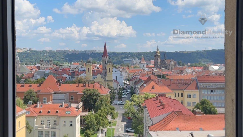NA PREDAJ 3 IZBOVÝ BYT S LOGGIOU PO NOVEJ REKONŠTRUKCII | ŠKULTÉTYHO UL. | KOŠICE - STARÉ MESTO