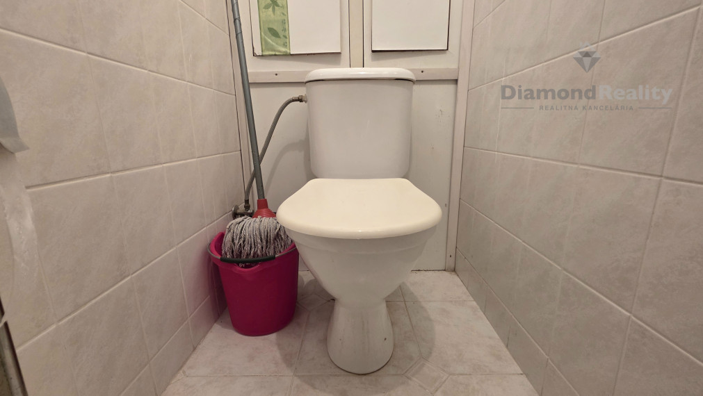 NA PREDAJ 1 IZBOVÝ BYT NA ULICI TOLSTÉHO 1, KOŠICE - SEVER