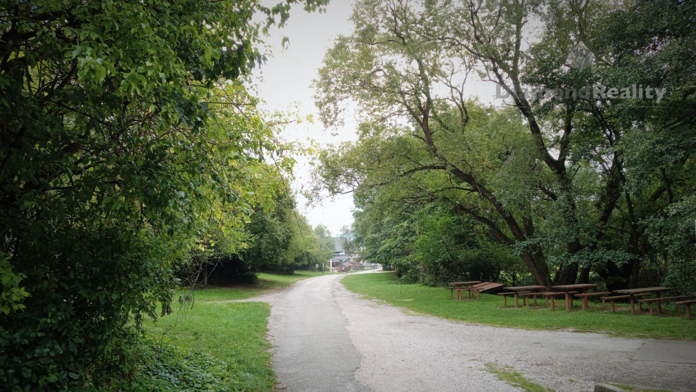Stavebný pozemok v obci Zádiel, v blízkosti ústia kaňonu
