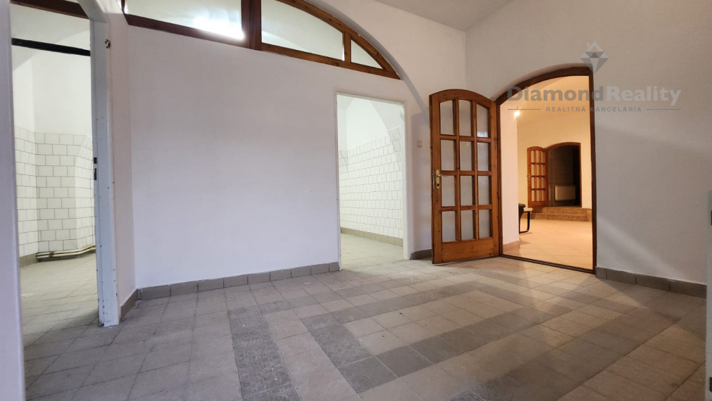 Výhodný Multifunkčný priestor na prenájom  - Turňa