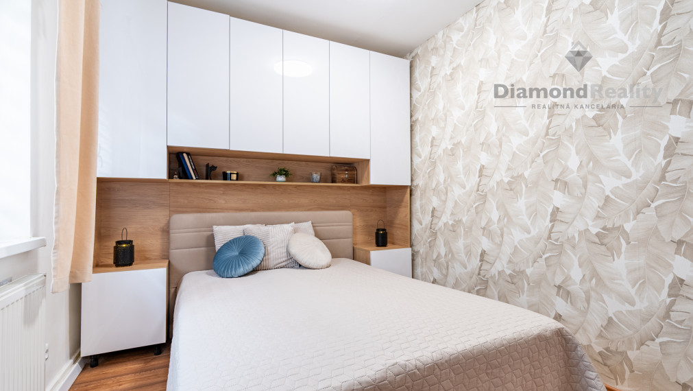 NA PREDAJ 3 IZBOVÝ BYT S TERASOU, PARKOVANÍM A ZÁHRADOU