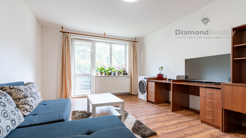 NA PREDAJ 3 IZBOVÝ BYT S TERASOU, PARKOVANÍM A ZÁHRADOU