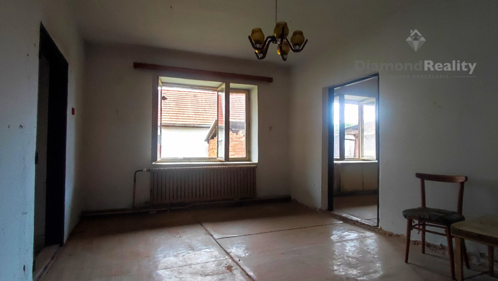 Predaj:  Rodinný dom v pôvodnom stave – v cene pozemku !