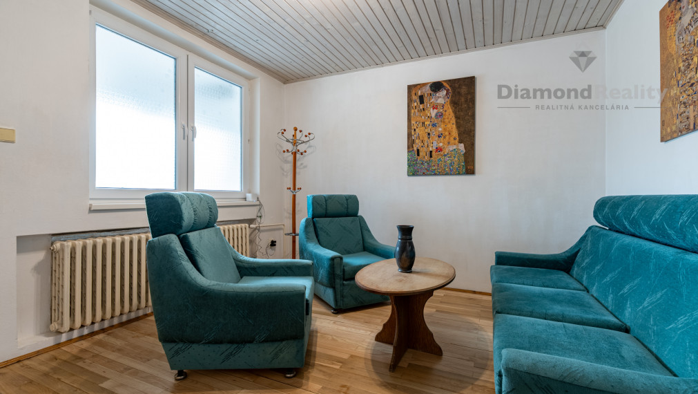 NA PRENÁJOM 3 IZBOVÝ SO SAMOSTATNÝM VSTUPOM V RODINNOM DOME