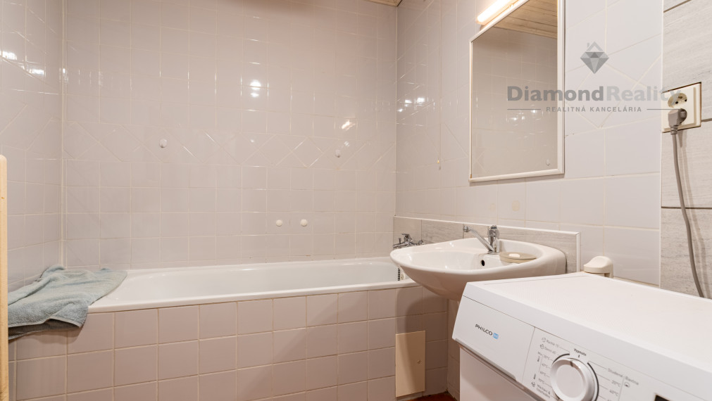 NA PRENÁJOM 3 IZBOVÝ SO SAMOSTATNÝM VSTUPOM V RODINNOM DOME