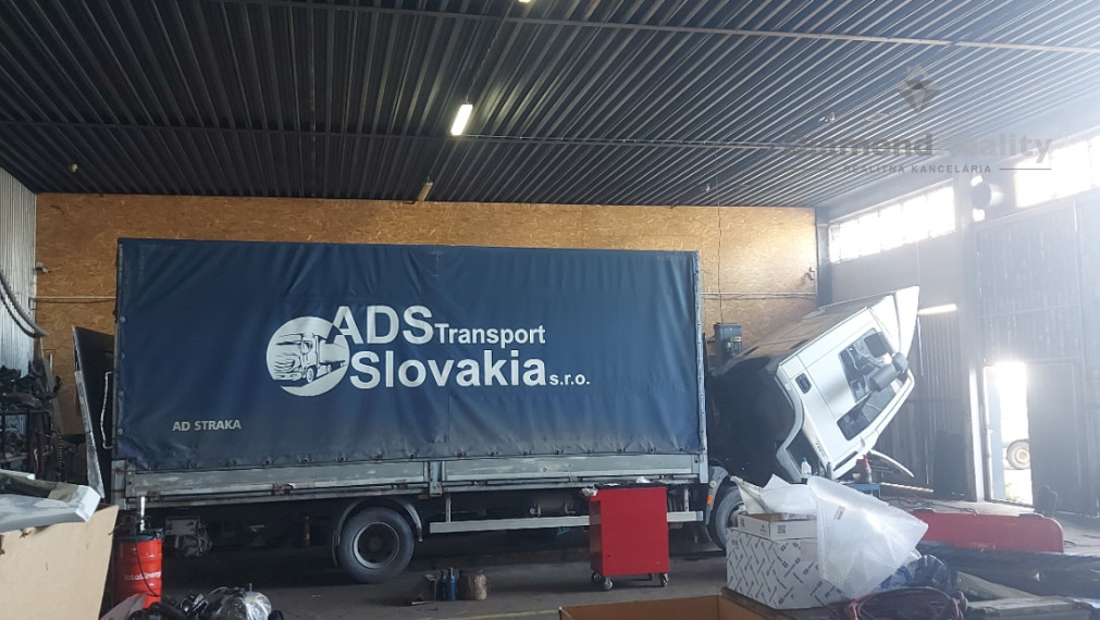 PRENÁJOM skladových a kancelárskych priestorov - 3842m2