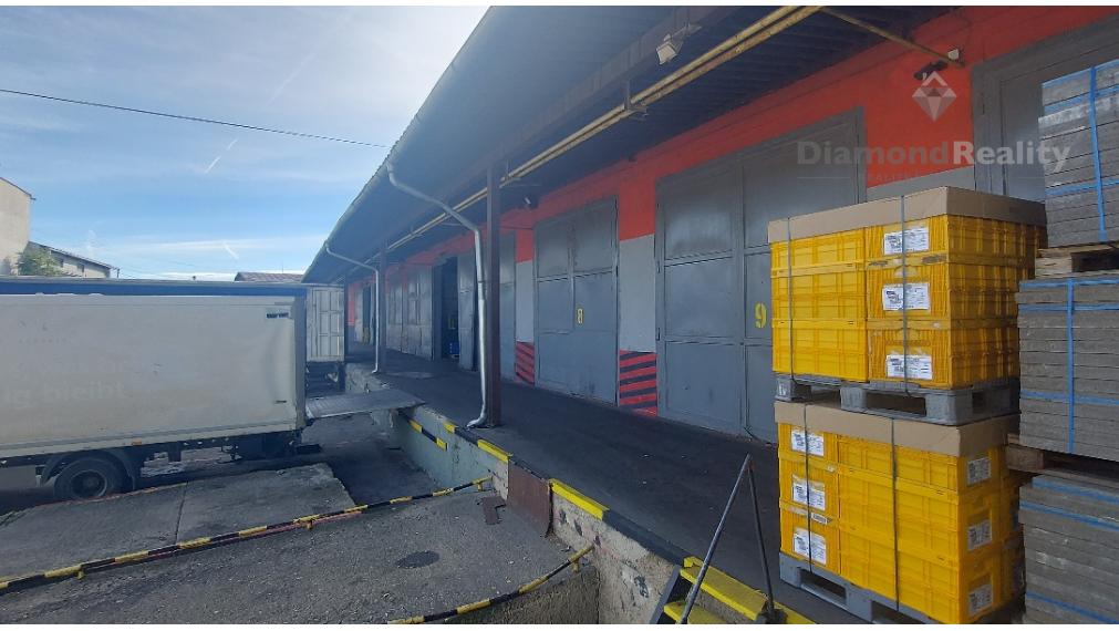 PRENÁJOM skladových a kancelárskych priestorov - 3842m2