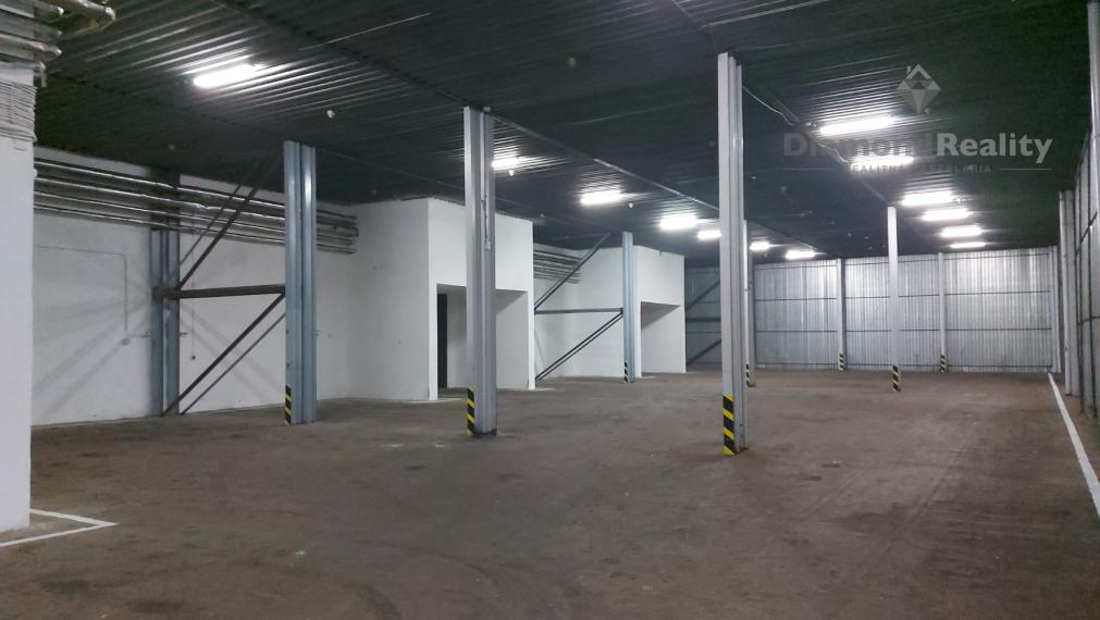 PRENÁJOM skladových a kancelárskych priestorov - 3842m2