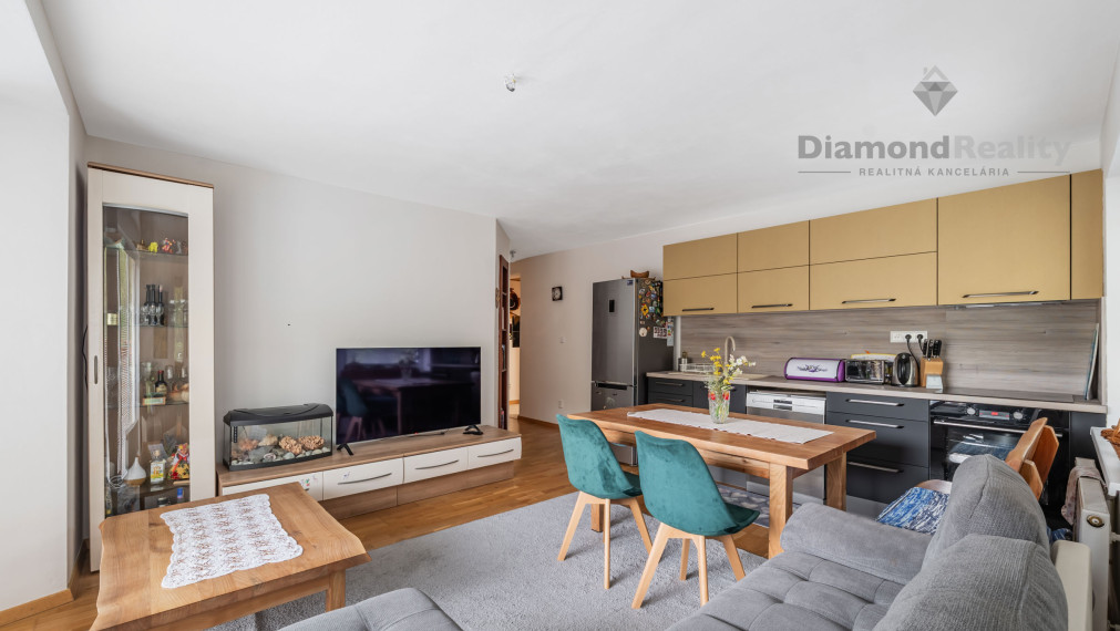 Ponúkam na predaj 2 izbový Apartmán Nová Lesná