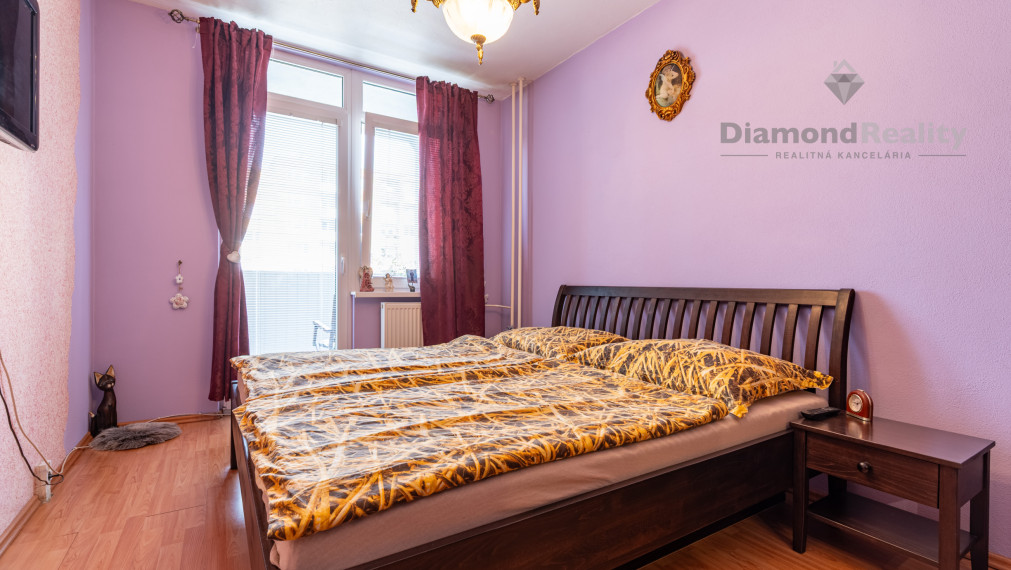 NA PREDAJ 4 IZBOVÝ BYT (79m2 + LOGGIA) S VÝNIMOČNÝM DIZAJNOM | ČÍNSKA UL., SÍDLISKO - ŤAHANOVCE