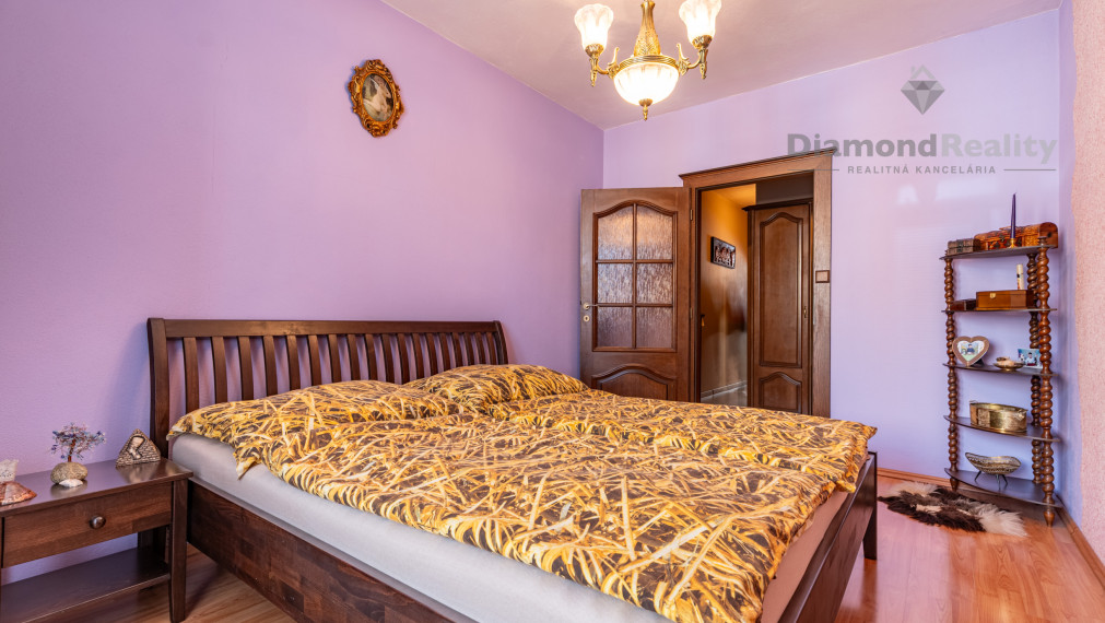 NA PREDAJ 4 IZBOVÝ BYT (79m2 + LOGGIA) S VÝNIMOČNÝM DIZAJNOM | ČÍNSKA UL., SÍDLISKO - ŤAHANOVCE