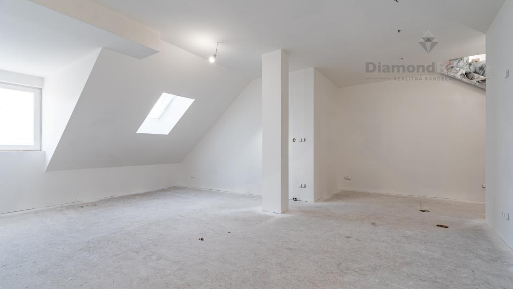 REZIDENCIA MOYZESOVA | 3 IZBOVÝ MEZONET DOKONČENÝ V ŠTANDARDE | 119m² | KOŠICE - STARÉ MESTO